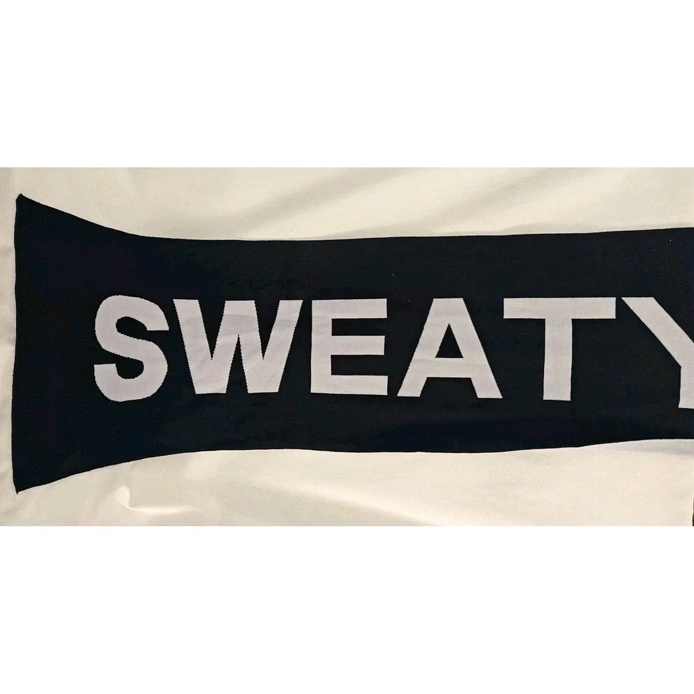 Sweaty Betty Scarf Black Cream Spell‎ Out Winter Warm super soft 95 x 15 neq
